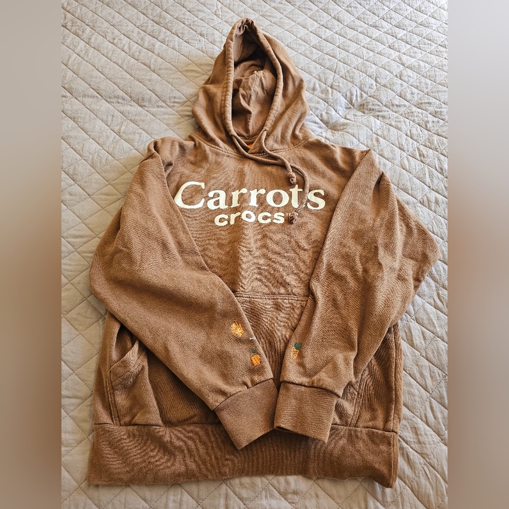 Carrots x Crocs Anwar Carrots Embroidered Print Mild Brown Hoodie‎ Sz M